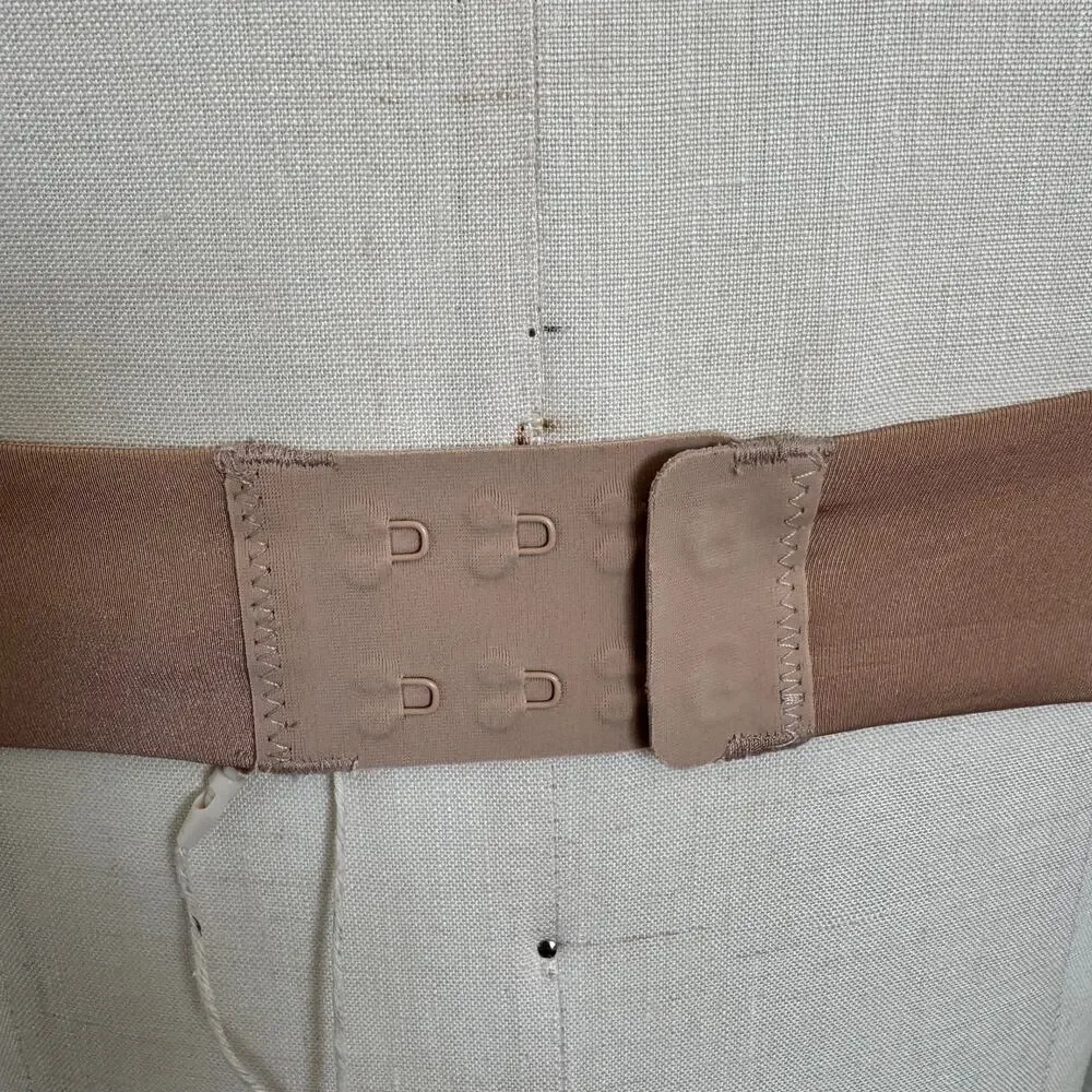 Skims | NWT Lightly Lined Square Neck Bra Wireless Form in "Clay" Size 32B - Picture 8 of 13